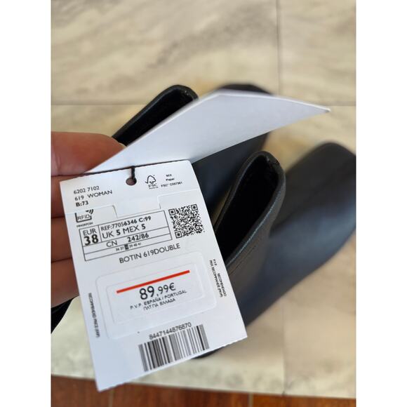 MANGO Women’s Flat Leather Upper Black Ankle Boots Size EUR 38 US 7.5 NEW - Picture 7 of 7